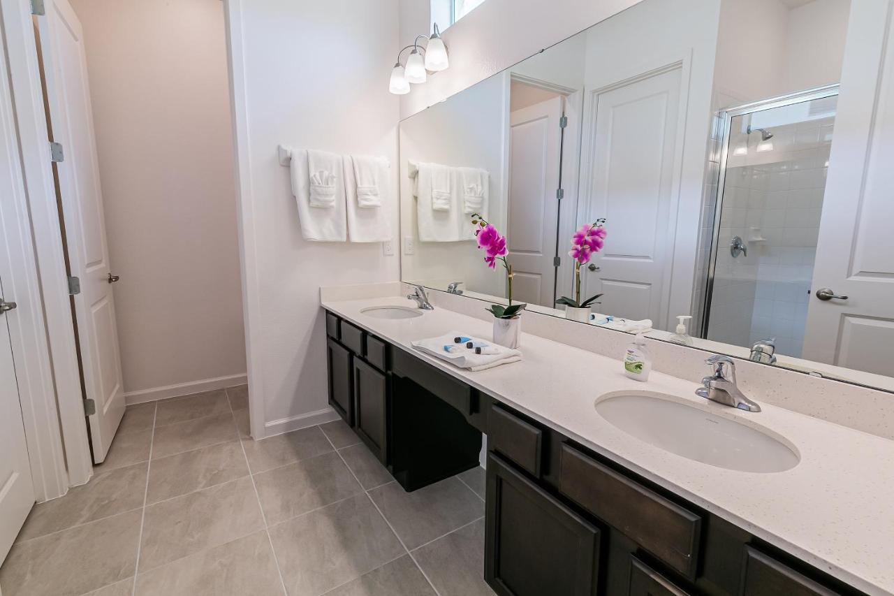Luxury 12 Bedrooms Pool House 10 Min To Disney4630 Кисими Екстериор снимка