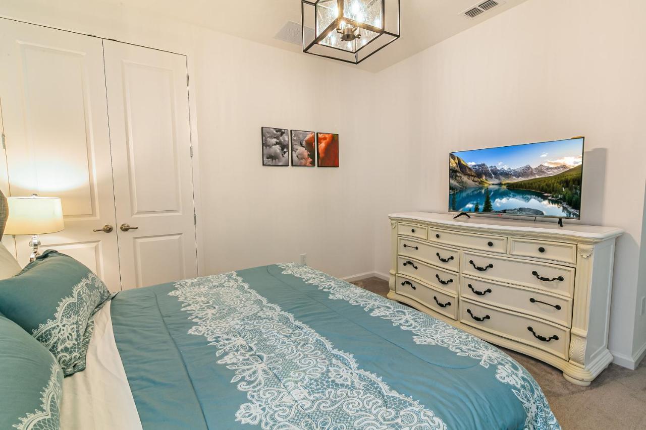 Luxury 12 Bedrooms Pool House 10 Min To Disney4630 Кисими Екстериор снимка